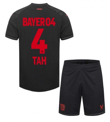 Bayer Leverkusen Jonathan Tah #4 Primera Equipación Niños 2023-24 Manga Corta (+ Pantalones cortos)